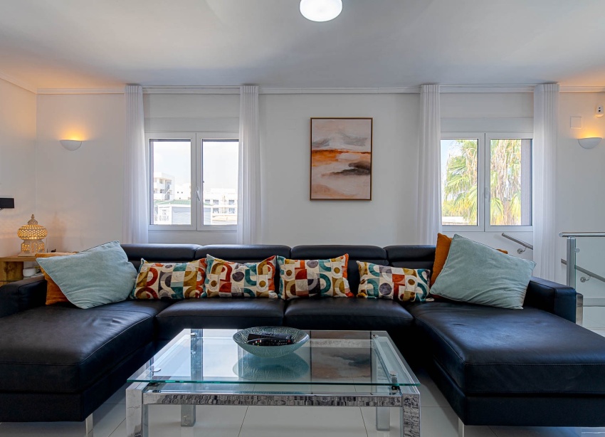 Resale - Villa / House - Orihuela Costa - Villamartin