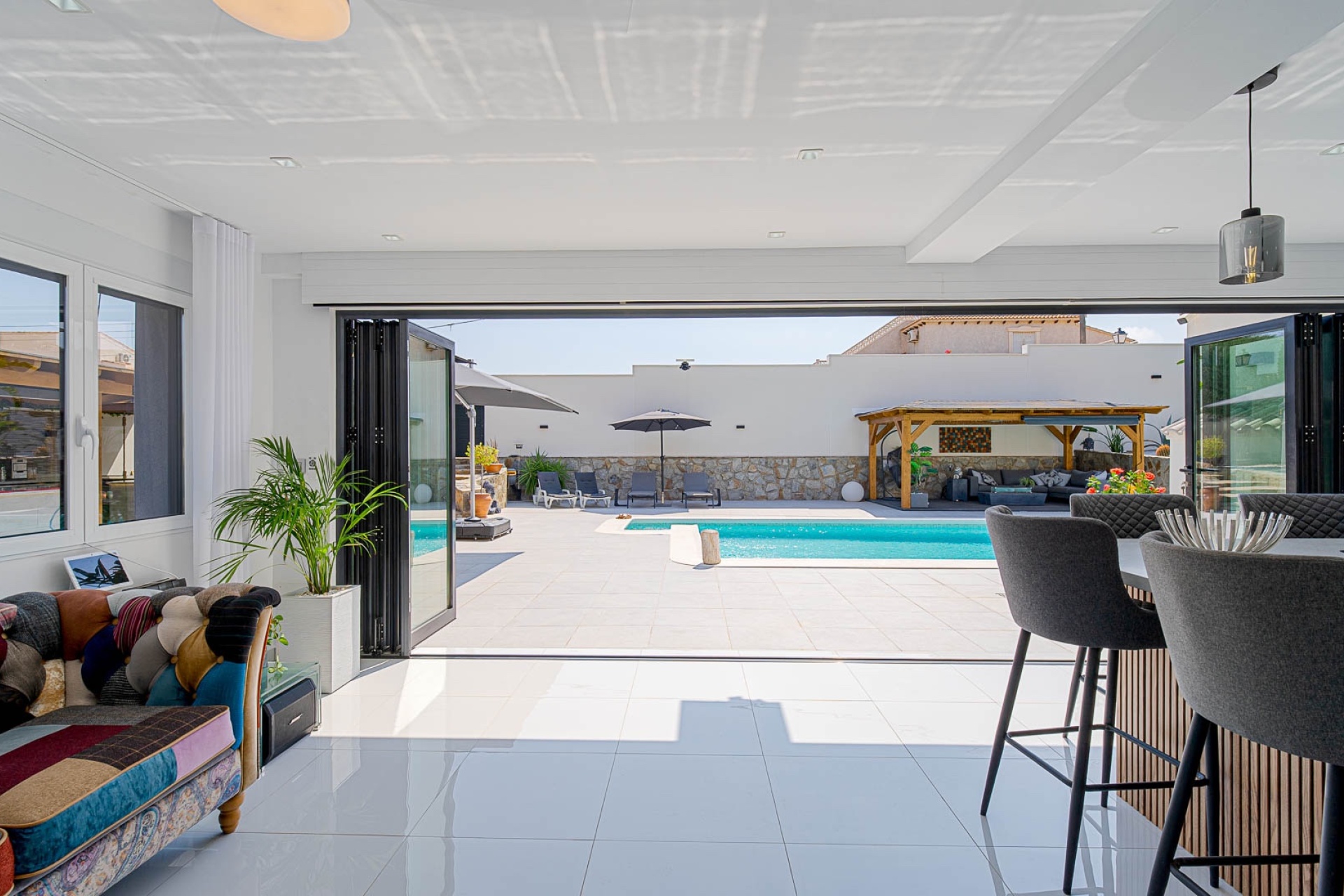 Resale - Villa / House - Orihuela Costa - Villamartin