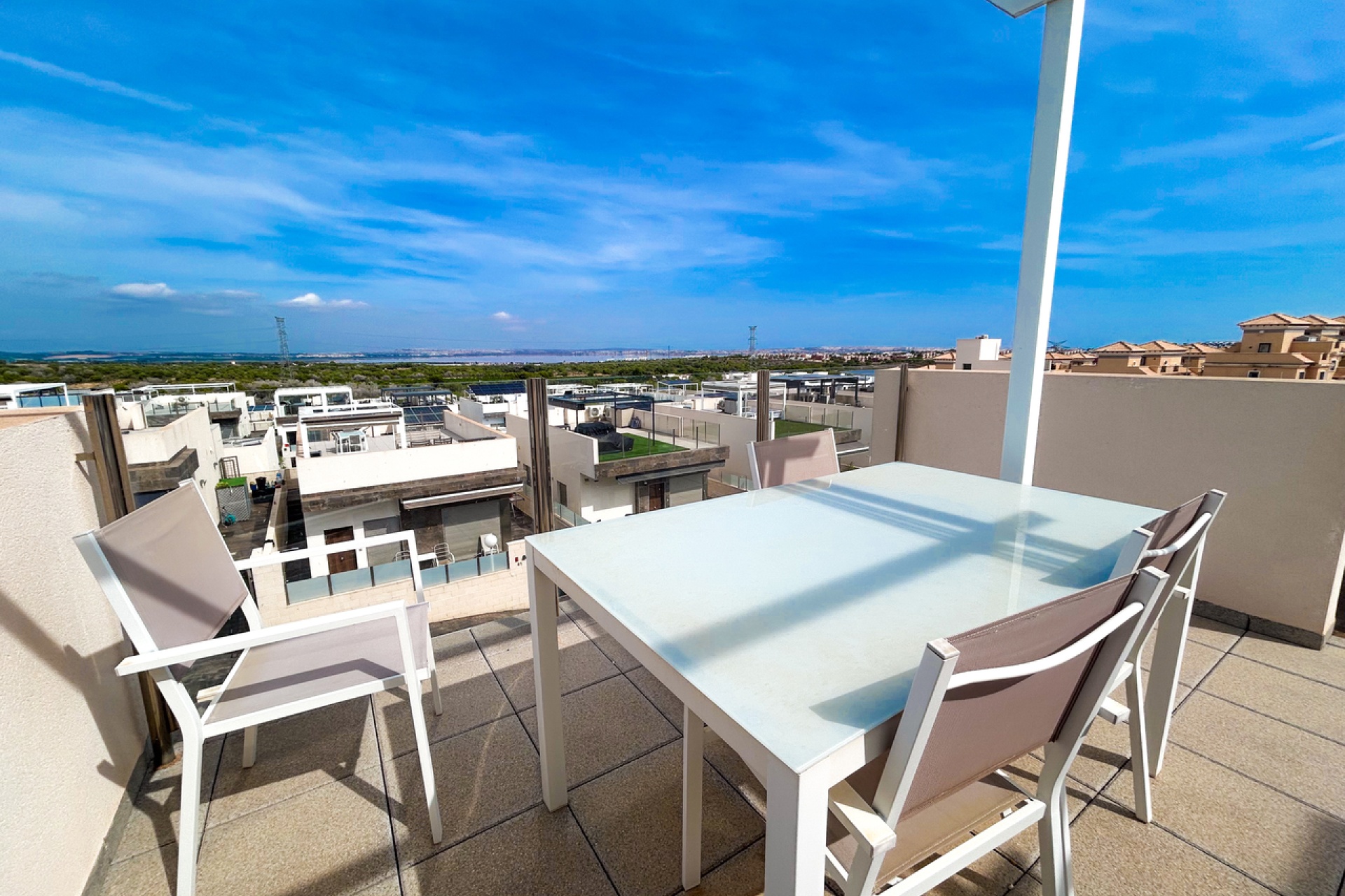 Resale - Villa / House - Orihuela Costa - Villamartín