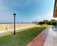 Resale - Villa / House - Orihuela Costa
