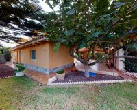 Resale - Villa / House - Orihuela Costa