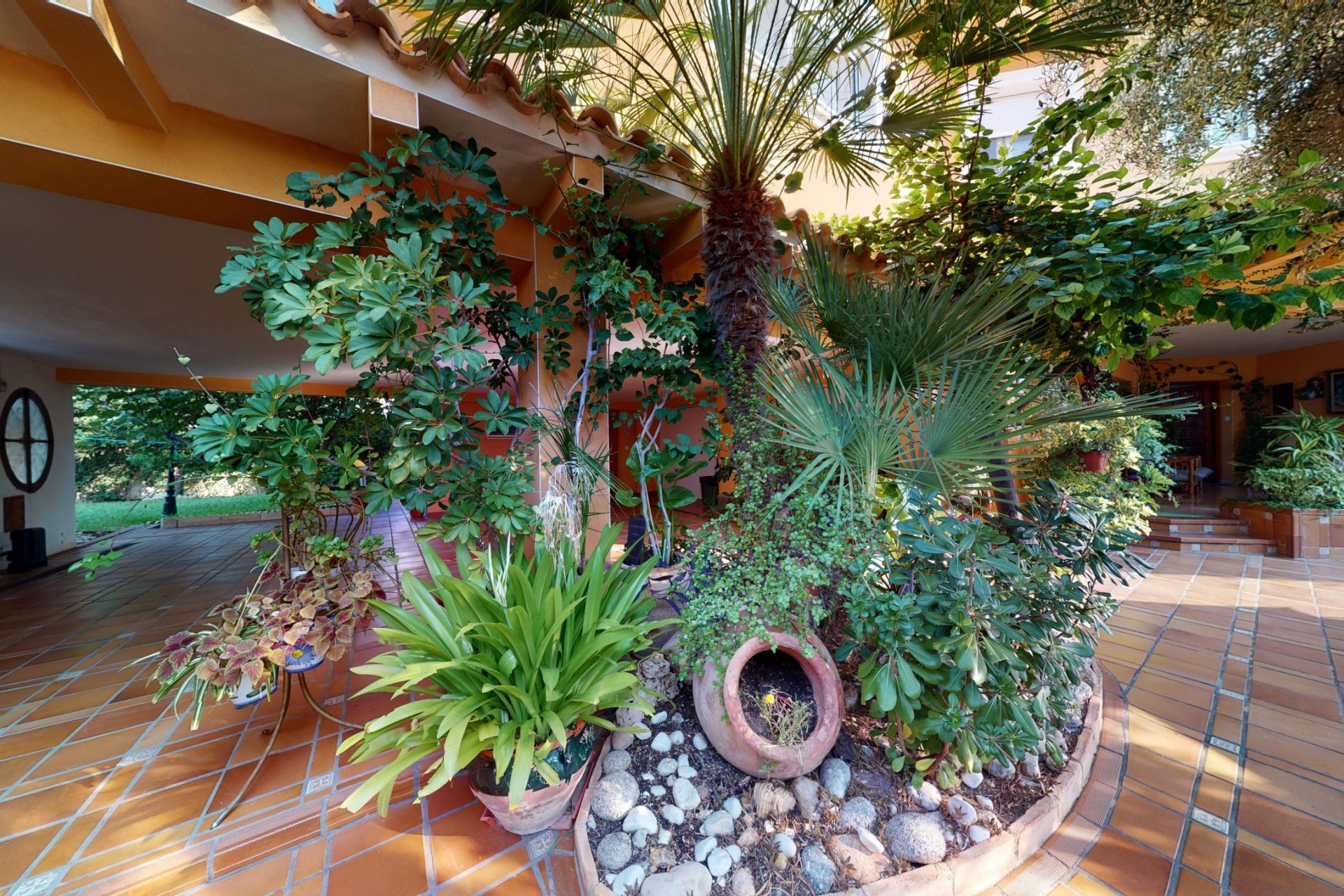 Resale - Villa / House - Orihuela Costa