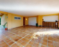 Resale - Villa / House - Orihuela Costa