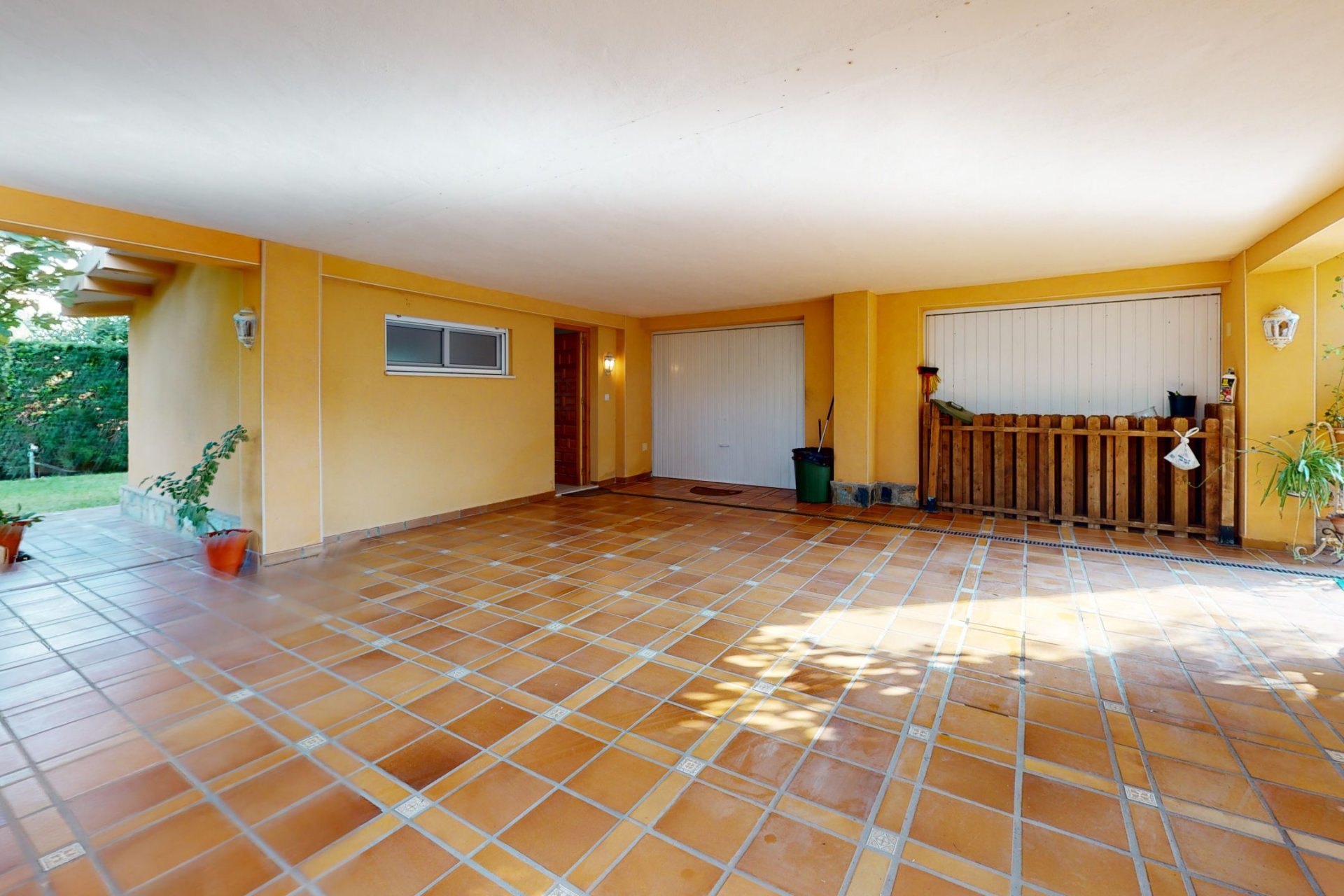 Resale - Villa / House - Orihuela Costa