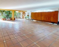 Resale - Villa / House - Orihuela Costa
