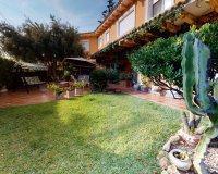 Resale - Villa / House - Orihuela Costa