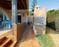 Resale - Villa / House - Orihuela Costa