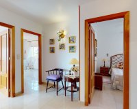 Resale - Villa / House - Orihuela Costa