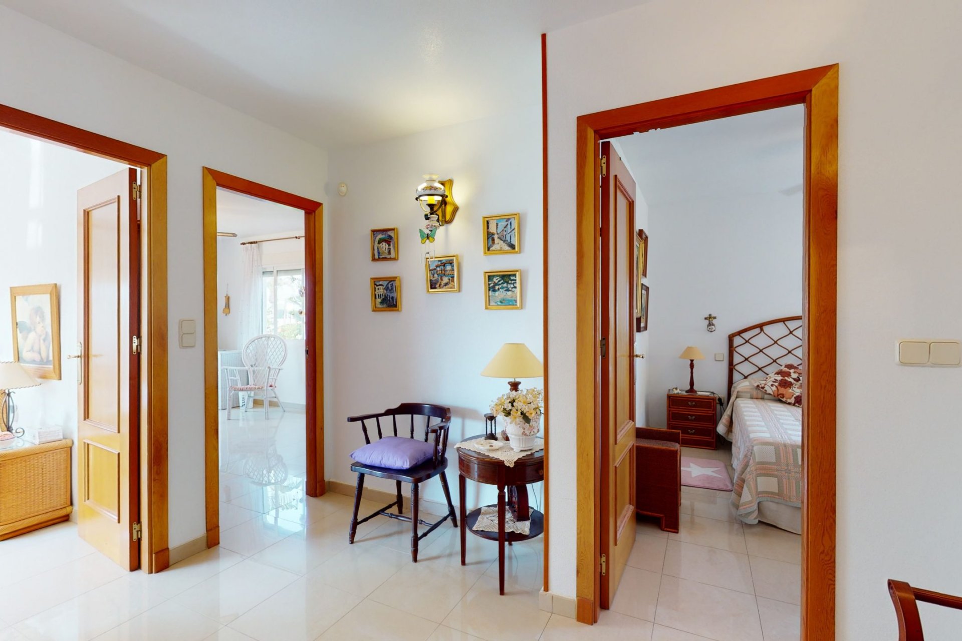 Resale - Villa / House - Orihuela Costa
