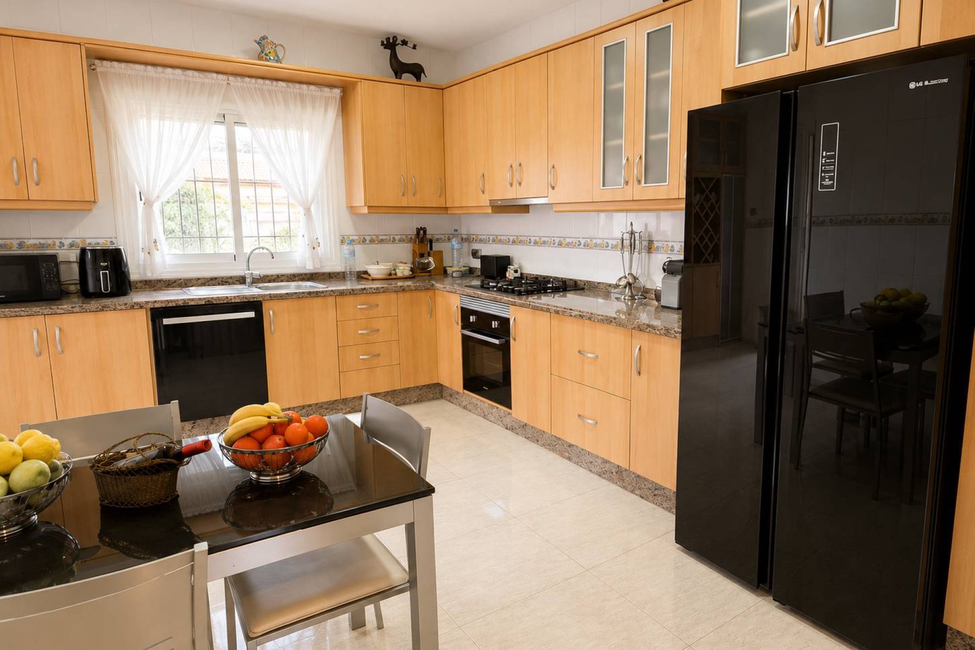 Resale - Villa / House - Orihuela Costa