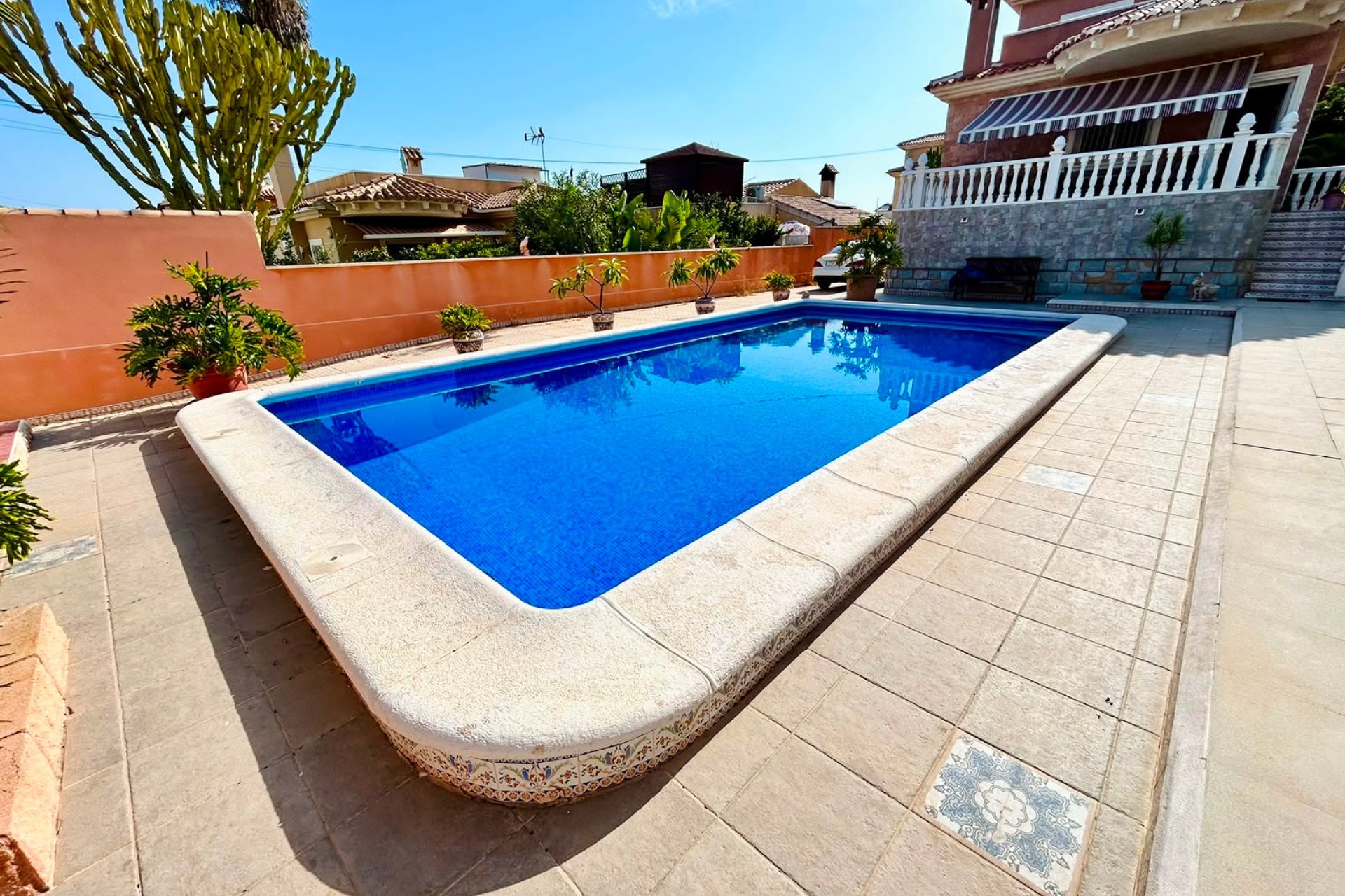 Resale - Villa / House - Orihuela - Los Balcones