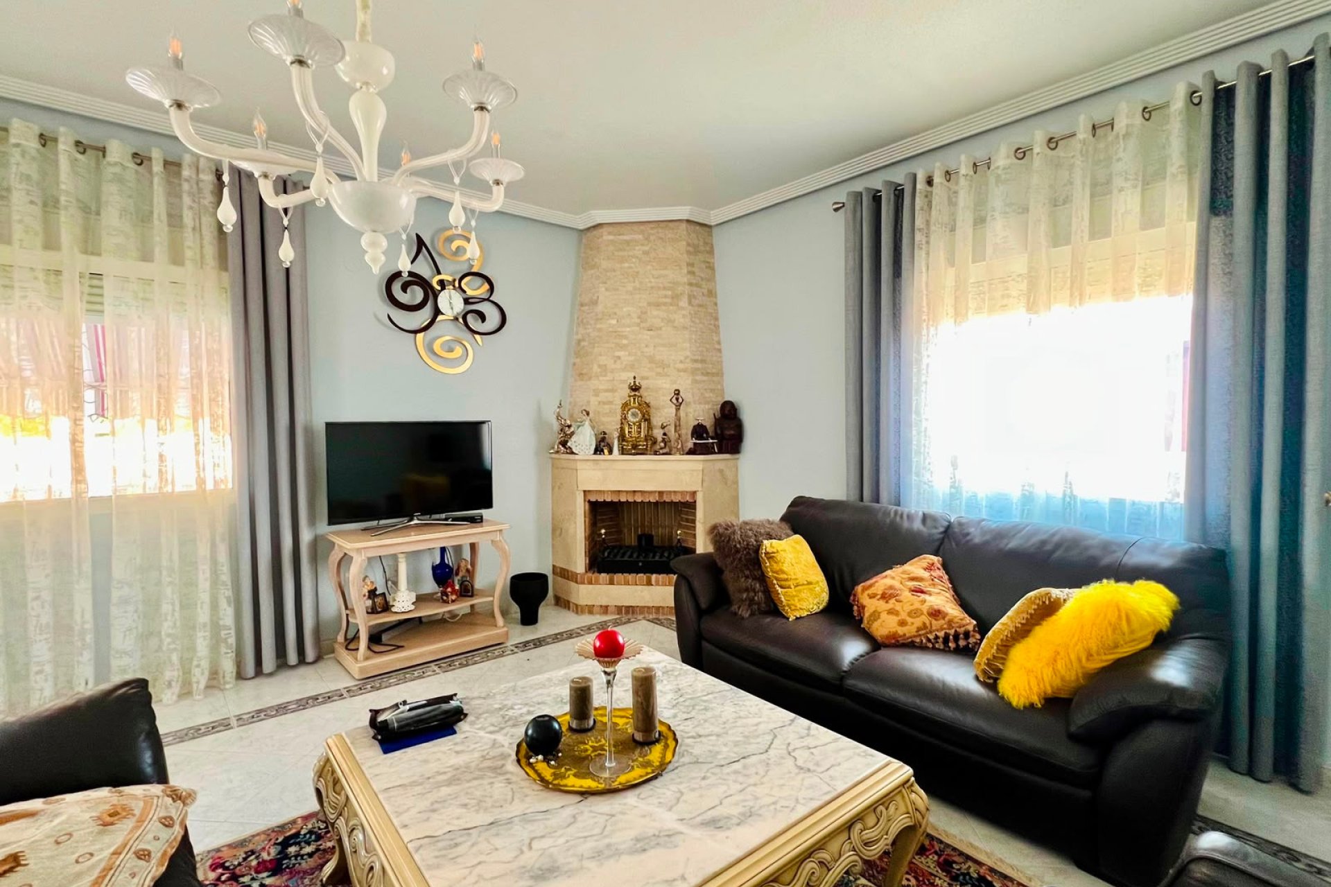 Resale - Villa / House - Orihuela - Los Balcones