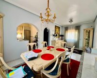 Resale - Villa / House - Orihuela - Los Balcones