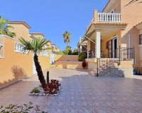 Resale - Villa / House - Orihuela - Orihuela Costa