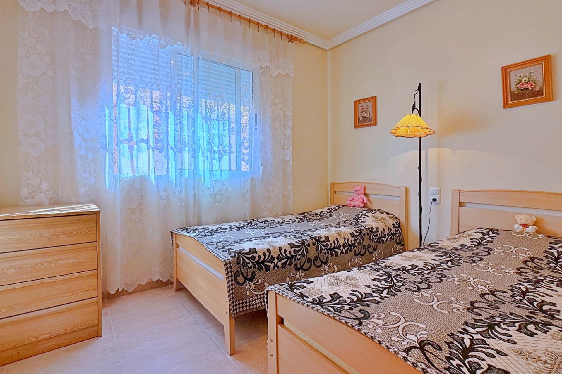Resale - Villa / House - Orihuela - Orihuela Costa
