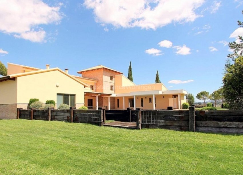 Resale - Villa / House - Penàguila