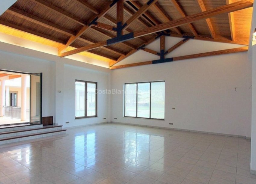 Resale - Villa / House - Penàguila