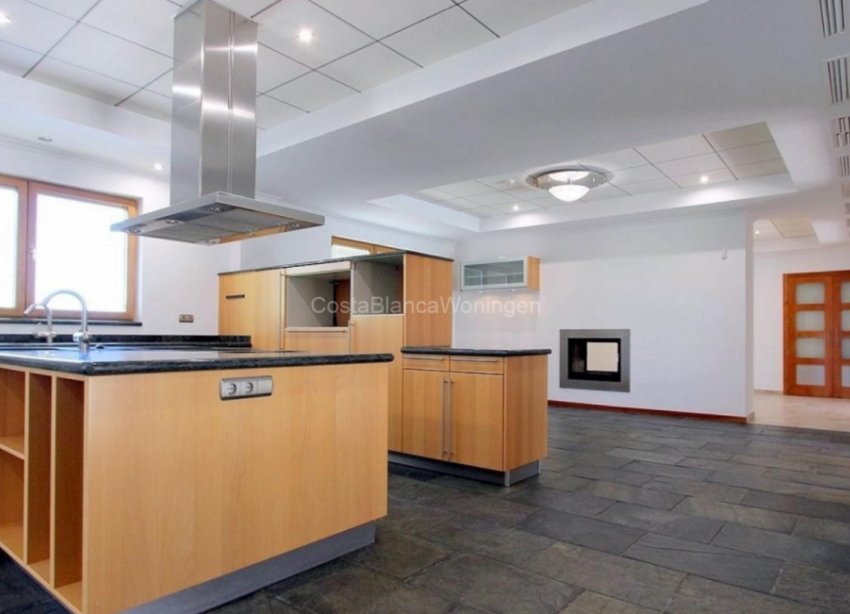 Resale - Villa / House - Penàguila