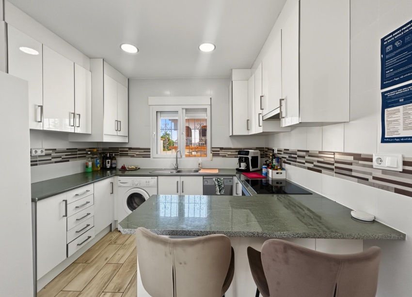 Resale - Villa / House - Pilar de la Horadada - Pinar de Campoverde