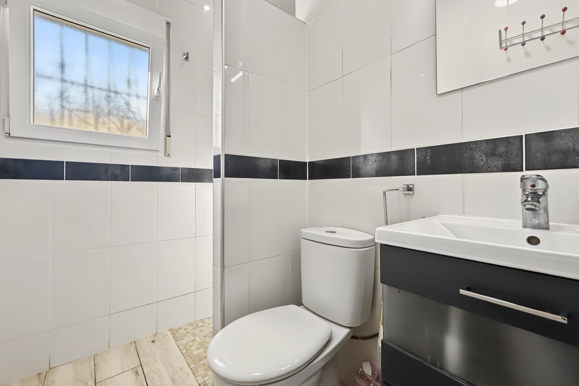Resale - Villa / House - Pilar de la Horadada - Pinar de Campoverde