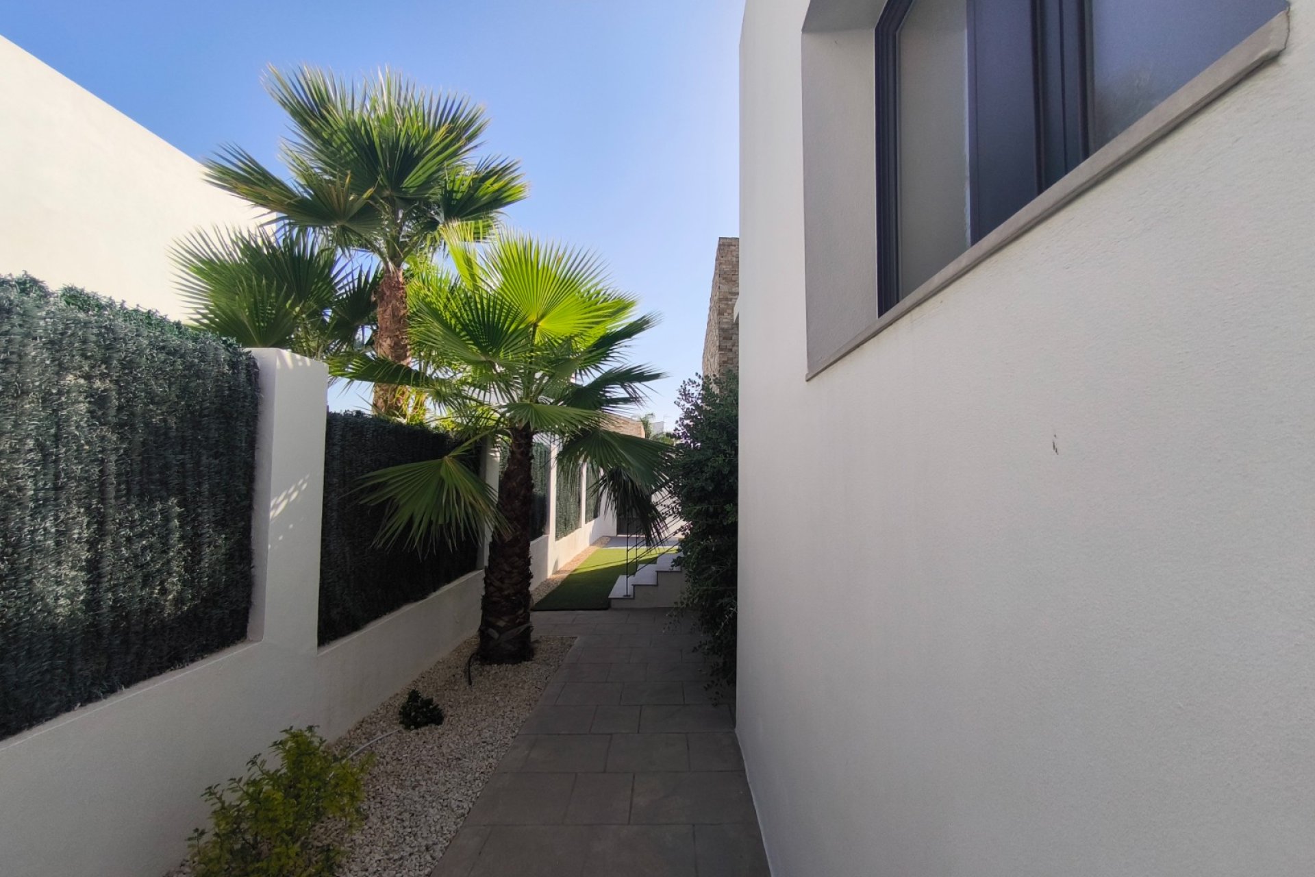 Resale - Villa / House - Polop - Alberca