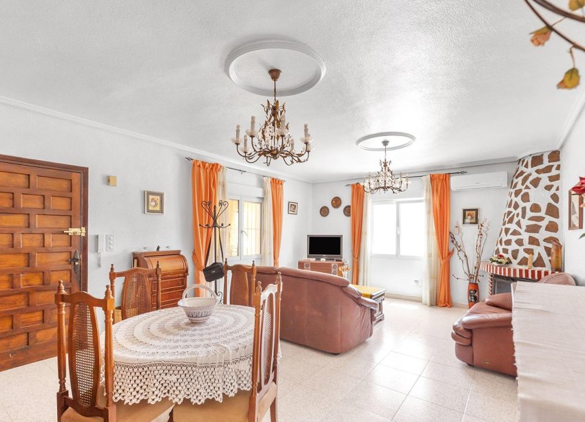 Resale - Villa / House - Rojales - Ciudad Quesada