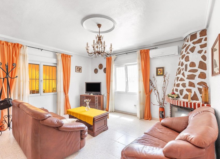 Resale - Villa / House - Rojales - Ciudad Quesada