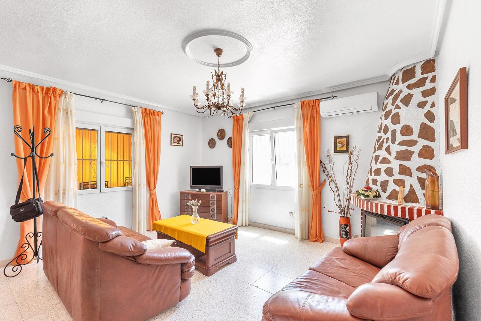 Resale - Villa / House - Rojales - Ciudad Quesada