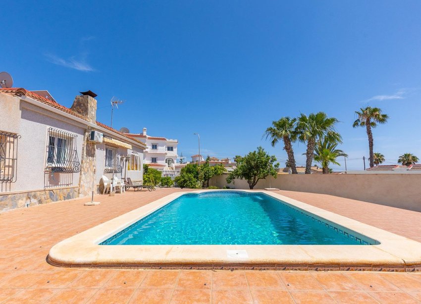 Resale - Villa / House - Rojales - Ciudad Quesada