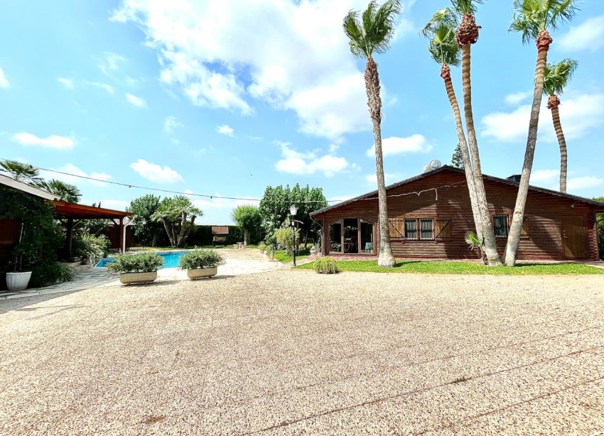 Resale - Villa / House - San Fulgencio - La Marina