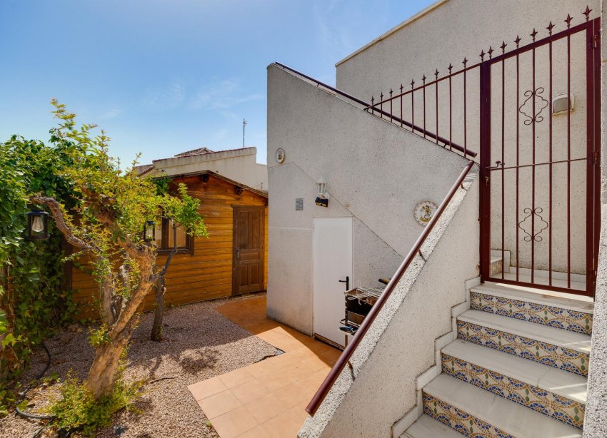 Resale - Villa / House - San Fulgencio - La Marina