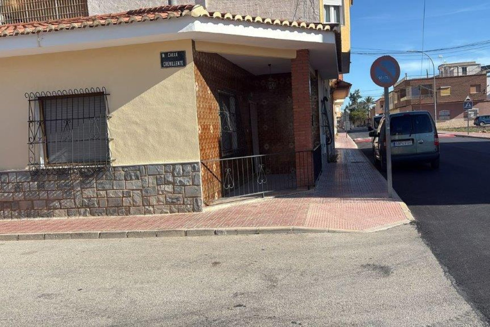 Resale - Villa / House - San Isidro