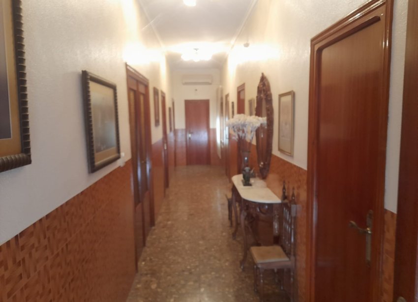 Resale - Villa / House - San Isidro