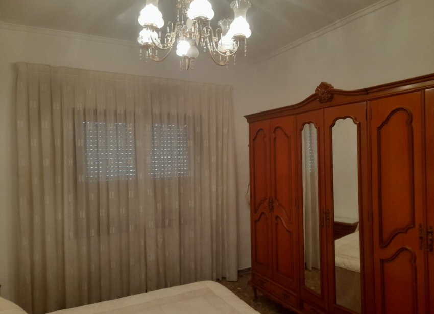 Resale - Villa / House - San Isidro