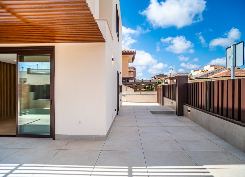 Resale - Villa / House - San Javier - Santiago de la Ribera