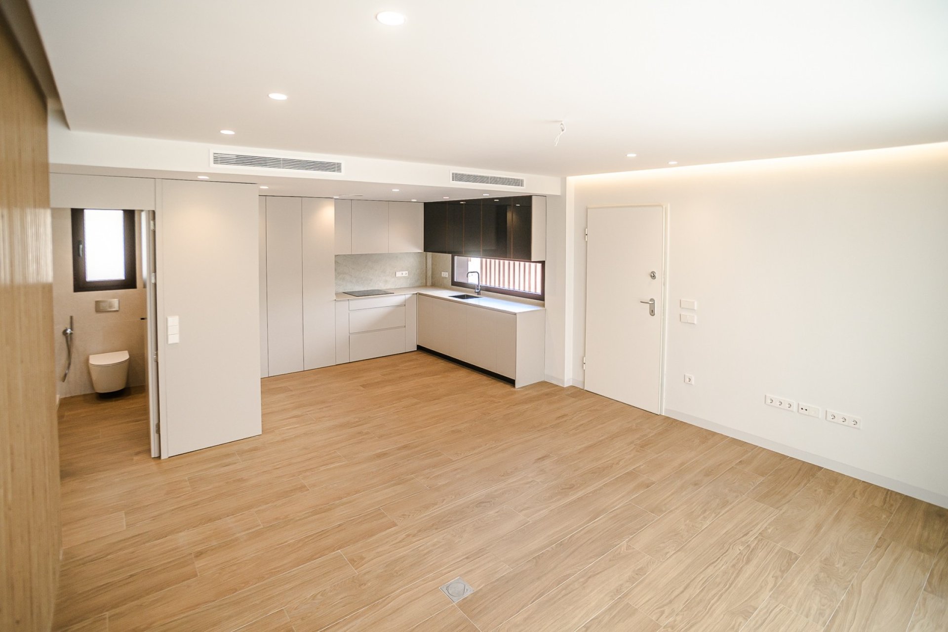 Resale - Villa / House - San Javier - Santiago de la Ribera