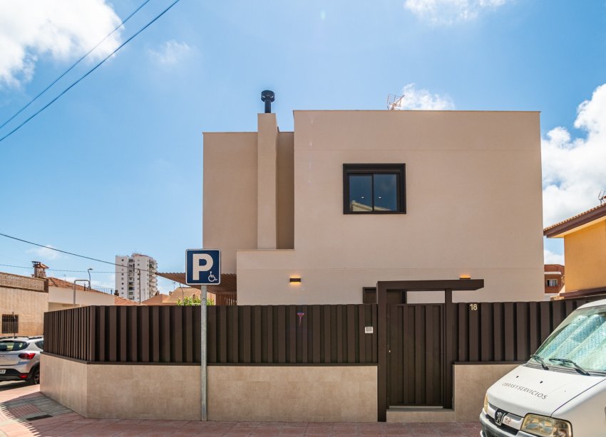 Resale - Villa / House - San Javier - Santiago de la Ribera