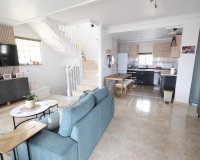 Resale - Villa / House - San Miguel de Salinas - Las Filipinas