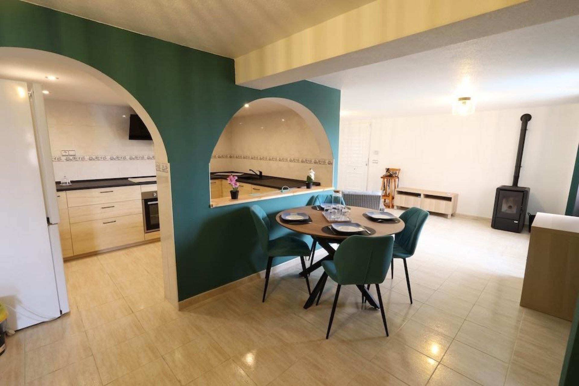 Resale - Villa / House - San Miguel de Salinas - Las Filipinas