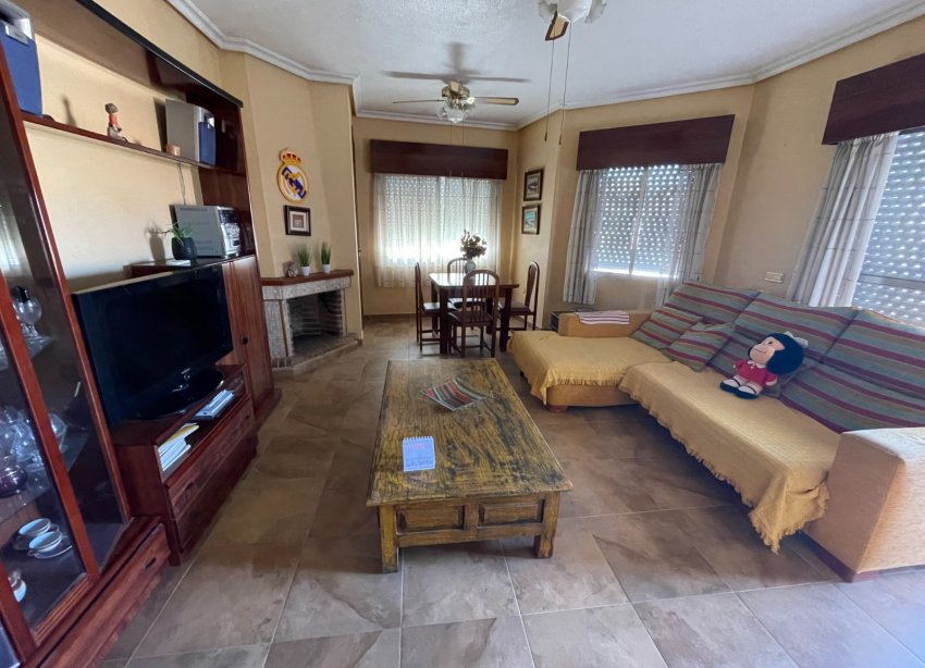 Resale - Villa / House - San Miguel de Salinas - Pueblo