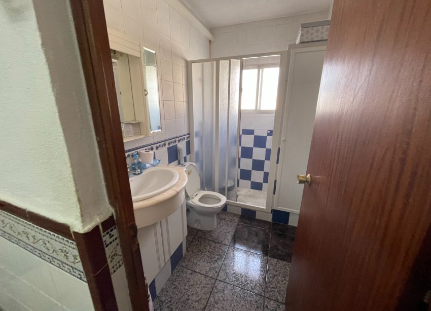 Resale - Villa / House - San Miguel de Salinas - Pueblo