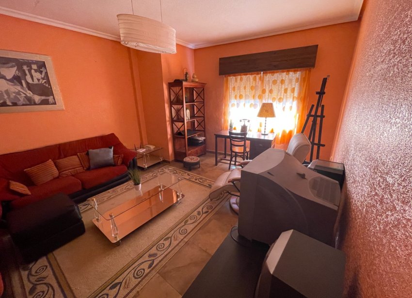 Resale - Villa / House - San Miguel de Salinas - Pueblo