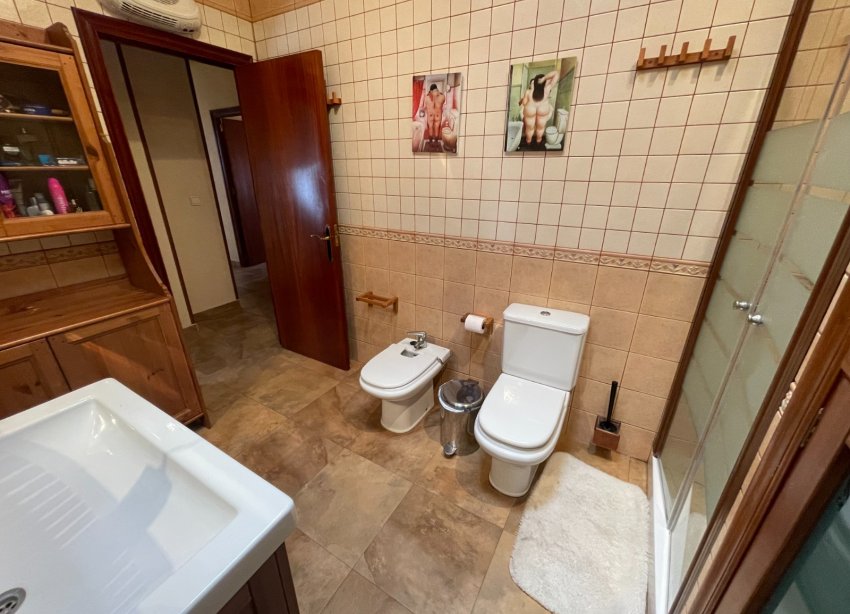 Resale - Villa / House - San Miguel de Salinas - Pueblo