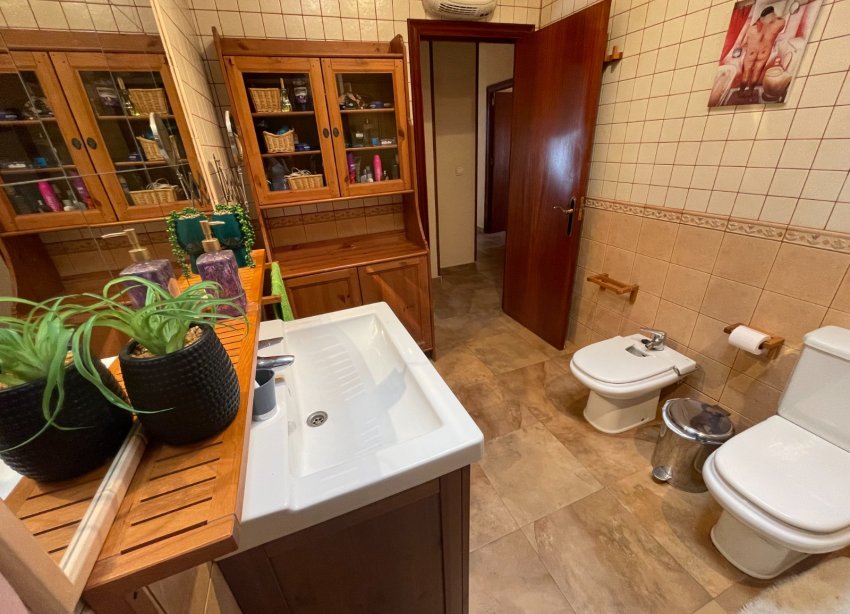 Resale - Villa / House - San Miguel de Salinas - Pueblo