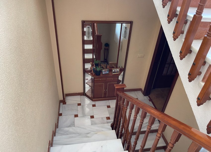 Resale - Villa / House - San Miguel de Salinas - Pueblo