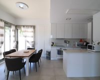 Resale - Villa / House - San Miguel de Salinas - Urbanizaciones