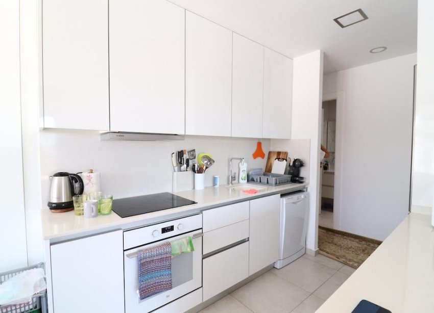 Resale - Villa / House - San Miguel de Salinas - Urbanizaciones