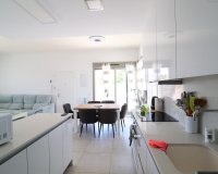 Resale - Villa / House - San Miguel de Salinas - Urbanizaciones