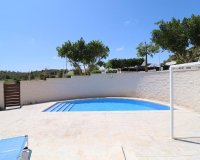 Resale - Villa / House - San Miguel de Salinas - Urbanizaciones