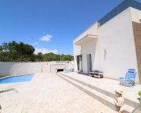 Resale - Villa / House - San Miguel de Salinas - Urbanizaciones
